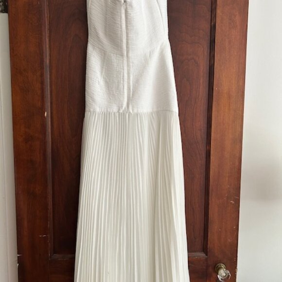 Alexis Sunniva White Dress - Picture 6 of 8